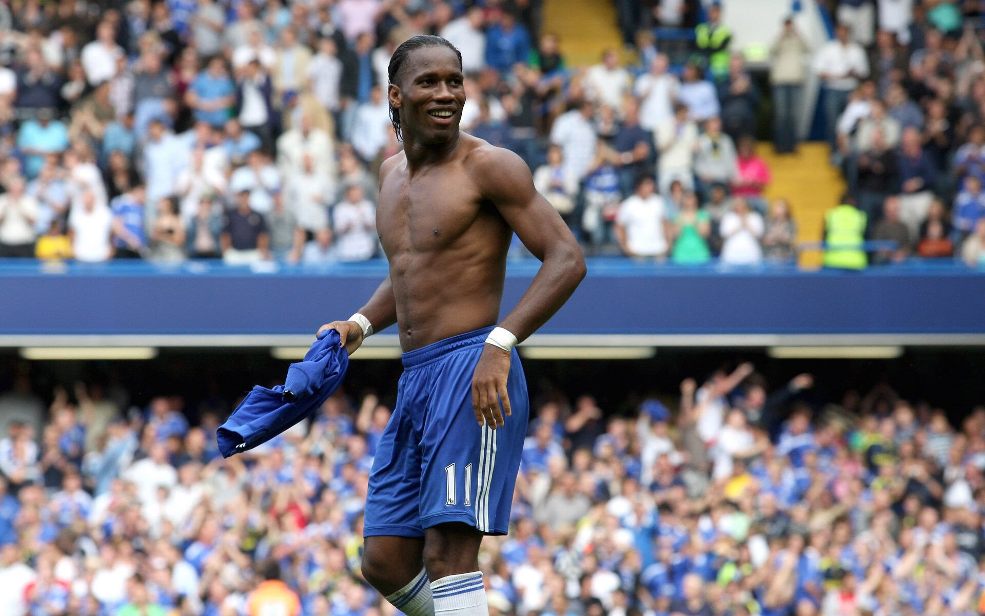 米兰体育app-传奇“黄金一代”再续辉煌：欧冠征战至今的故事，欧冠经典之战