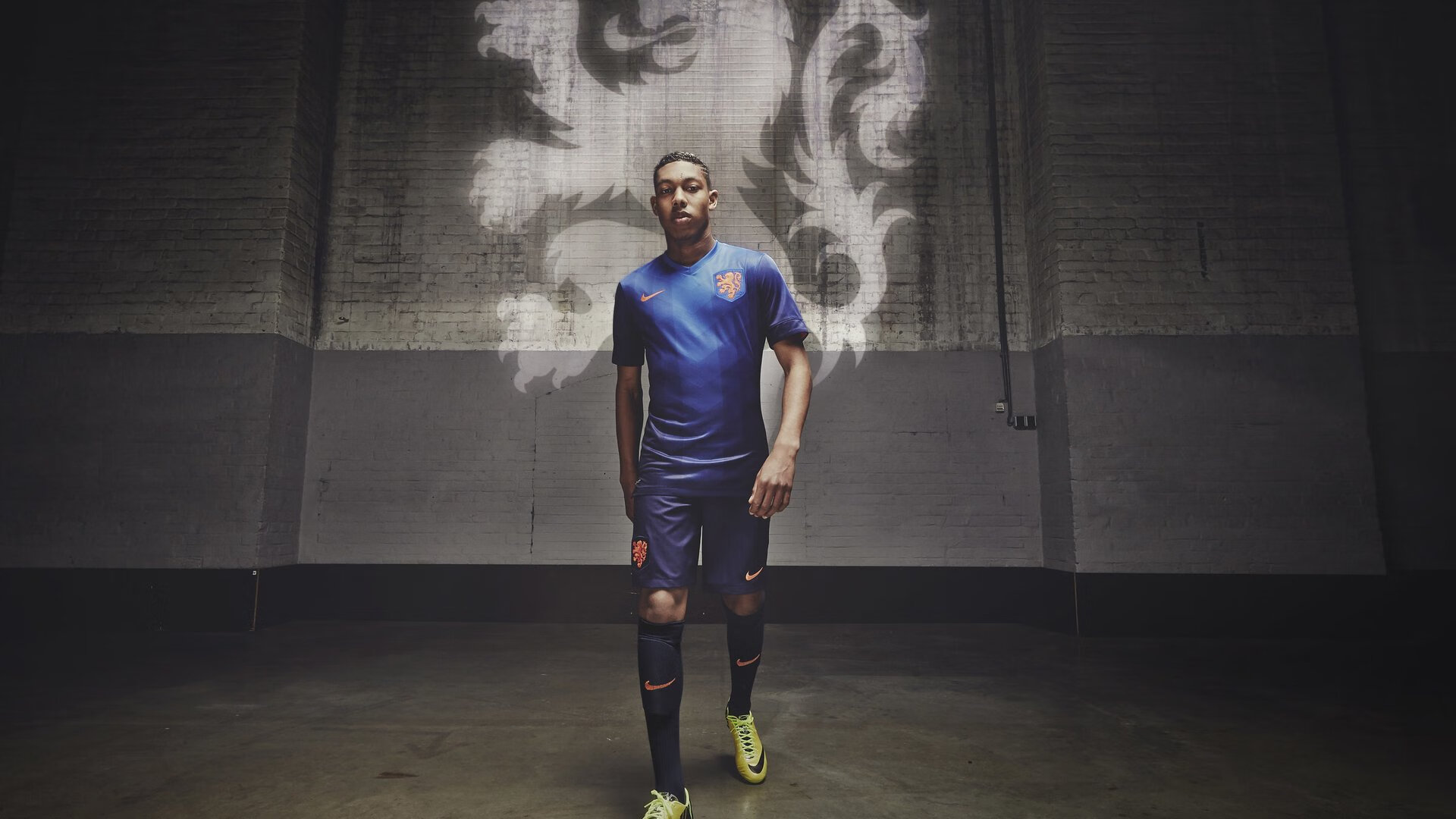 媒体关注青训发展,呼吁加大投入,媒体关注青训发展,呼吁加大投入力度