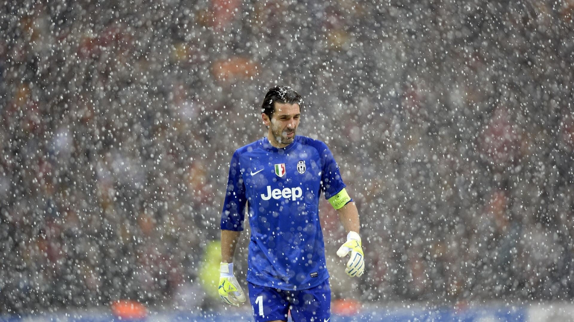 米兰体育app下载安装-逆境突围：在绝境中奋起的冠军队伍，逆境突围电影