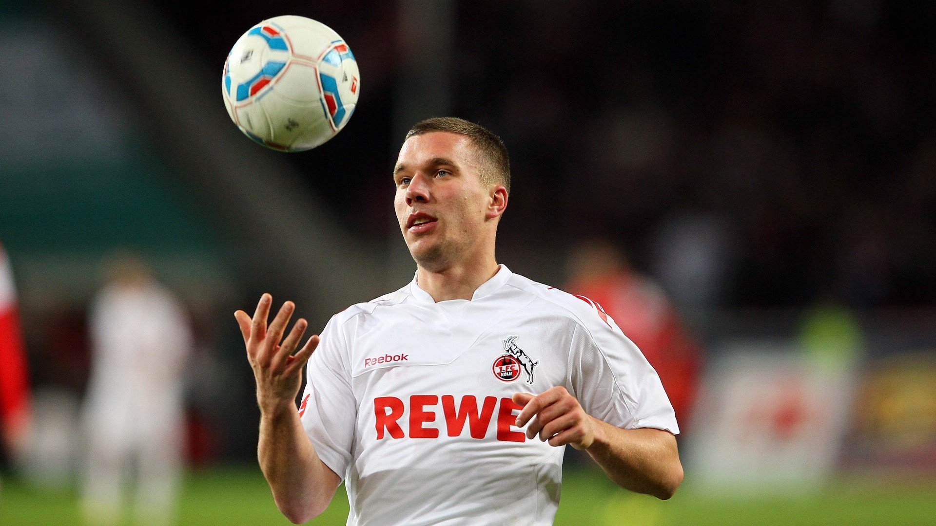 逆风翻盘的“奇迹队”——他们书写了历史，奇迹队海报